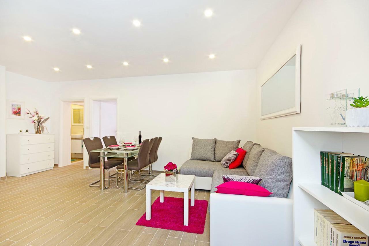 Apartment Mira Макарска Екстериор снимка